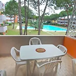 Solarium-4 By Interhome * ビビオーネ